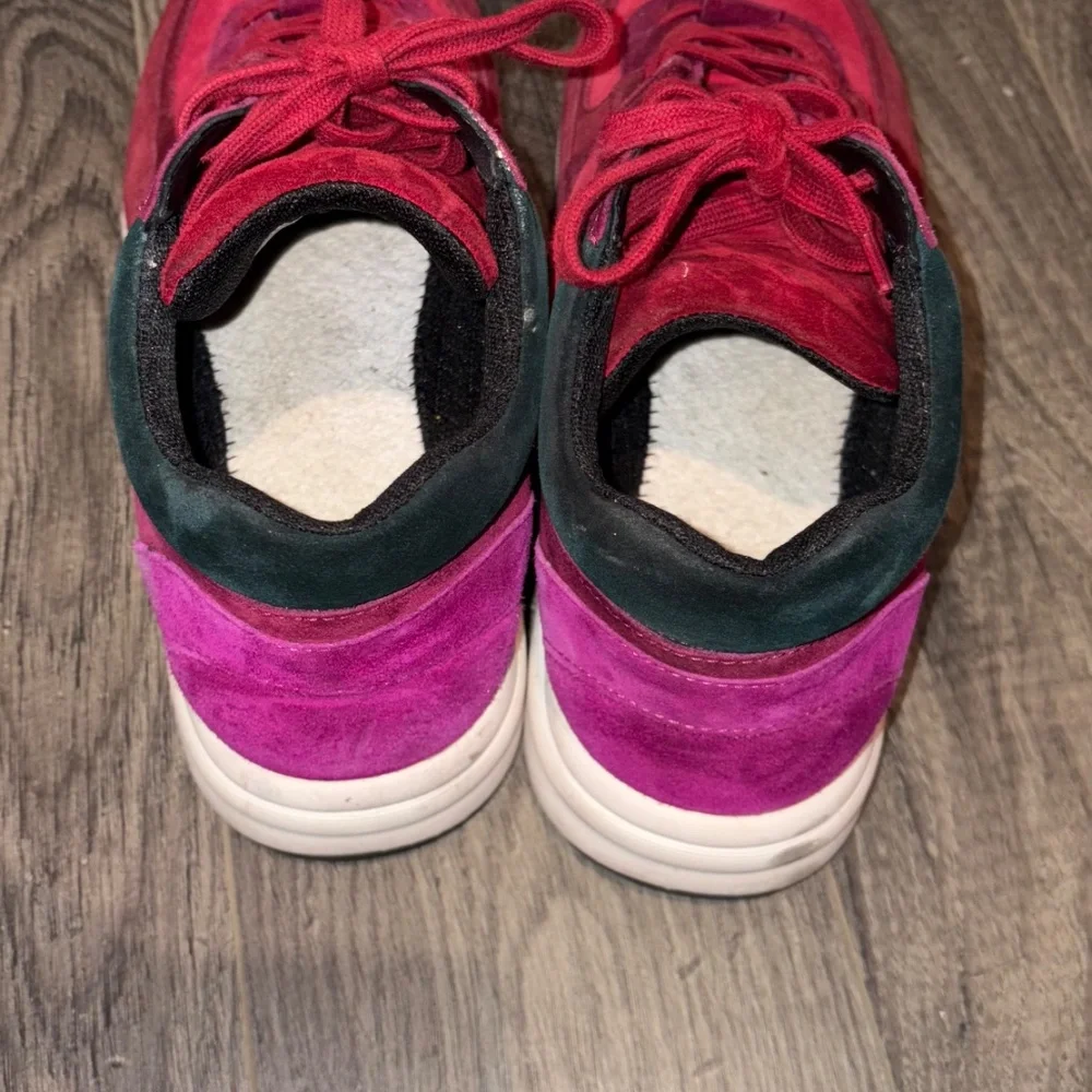 Chanel Sneakers - Picture 2 of 4